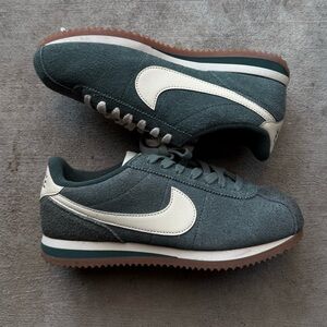 Nike Cortez Dusty Blue Women’s 6.5